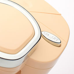 Бытовая техника "Кофемашина" с аксессуарами, бежевый , (свет, звук) в коробке