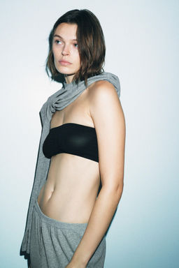 BANDEAU HOSIERY BRALETTE