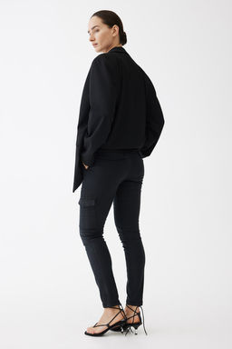 MAMA Pantalon cargo ajustado - H&m фото 4