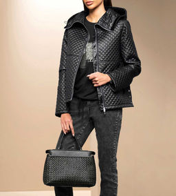 Куртка стеганая, черная