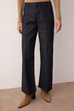 Koyu Mavi Nervur Detayl? Yuksek Bel Wide Leg Jeans TWOAW26JE00140