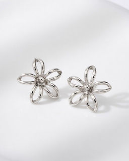 Стильные серьги