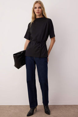 Siyah Baglama Detayl? Regular/Normal Kal?p Orme Bluz TWOAW26BZ00174