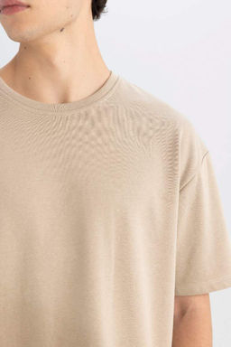 Мужская бежевая базовая футболка свободного кроя с широким вырезом и круглым вырезом из хлопка с короткими рукавами - Defacto фото 5