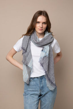 Палантин из вискозы и хлопка с легким эффектом крэш