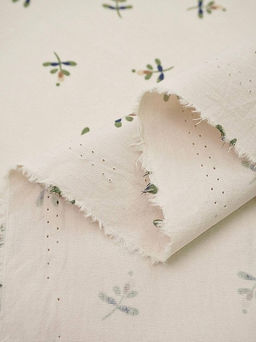 Перкаль Премиум "Набойка - веточки" цв.св.бежево-молочный, ш.1.5м, хлопок-100%, 125гр/м.кв