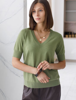 D39.355 Джемпер женский зеленый