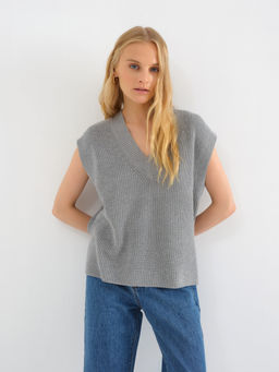 Conso/KJ 230630 - grey melange Жилет женский