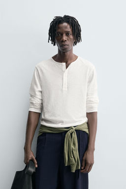 BUTTON NECK T-SHIRT - Zara фото 2