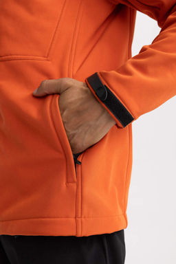 Водоотталкивающее пальто из софтшелла с капюшоном стандартной посадки DeFactoFit  фото 6