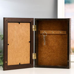 Ключница настенная «Листья», венге, 15×21 см, МИКС