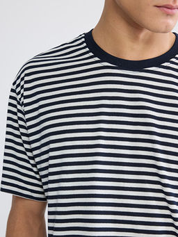 Bisiklet Yaka ?izgili Penye Erkek Ti??rt