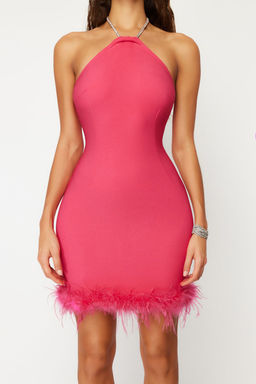 TRENDYOLMILLA Siyah Vucuda Oturan Otrisli Parlak Tasl? Dokuma K?sa S?k Abiye Elbise TPRSS23EL00255 фото 16