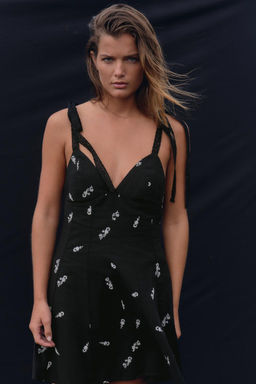 EMBROIDERED FLORAL SHORT DRESS - Zara фото 2