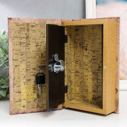 Шкатулка книга-сейф «Тигр в кепке и с трубкой», дерево, искусственная кожа, 21×13×5 см