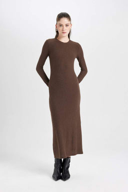 Облегающее платье макси с круглым вырезом и длинными рукавами - Defacto фото 2