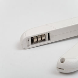 Умный когтерез для животных, с пилкой, LED фонарём и контейнером для когтей, на батарейках - Simaland фото 8