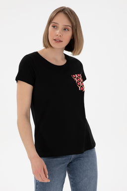 Kad_n Siyah Ti__rt Sepette S_rpriz _ndirim