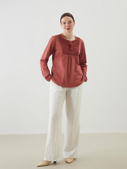 Ba?lamal? Yaka Nak??l? Kad?n Bluz