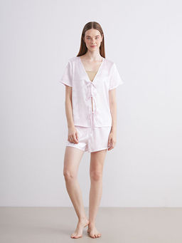 Fiyonk Desenli Saten Kad?n ?ortlu Pijama Tak?m?