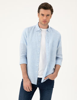 Синяя льняная рубашка классического кроя