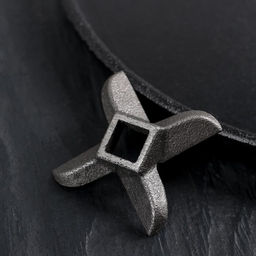 Нож для мясорубки А-10, центральное отверстие 1.1×1.1 см