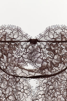 BODY COMBINADO ENCAJE ESCOTE ESPALDA / GRANATE