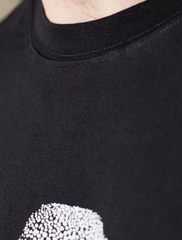 Свободная футболка с авторским принтом