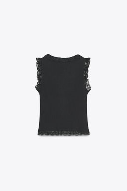 LACE BUTTON TOP