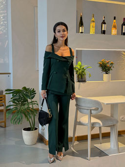 Костюм AURA 9237-164 изумруд