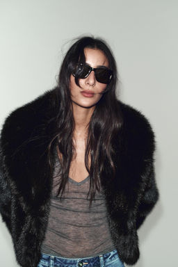 SHORT FAUX FUR COAT WITH LAPEL COLLAR - Zara фото 15