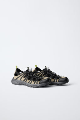 ZAPATILLA DEPORTIVA CANGREJERA / Negro