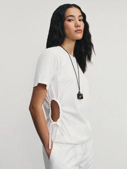 Футболка из хлопка с вырезами по бокам / Zarina