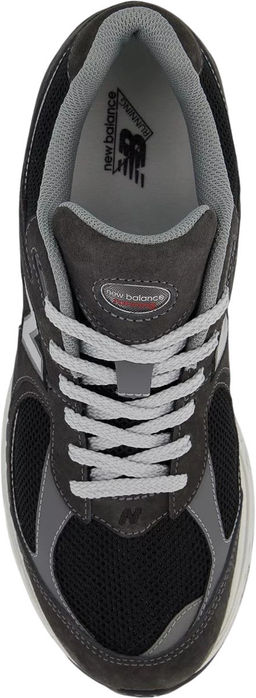 Кроссовки взрослые