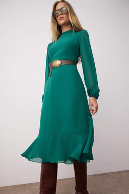 TRENDYOLMILLA Camel Dik Yakal? Etegi Volanl? Sifon Dokuma K?sl?k Elbise TWOAW20EL1313 фото 56