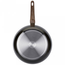 Сковорода с двухслойным антипригарным покрытием Terra д28см, h5,2см, s2,6мм, дно s3,1мм, индукционное дно д19см, кованный алюминий, бакелитовая ручка с покрытием soft-touch, имитирующим текстуру дерева, Regent (Китай) Подходит для всех видов пл - Домашняя мода фото 3