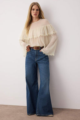 Ekru Sifon Dantel Detayl? Bisiklet Yaka Dokuma Bluz TWOAW26BZ00055 - Trendyolmilla фото 3