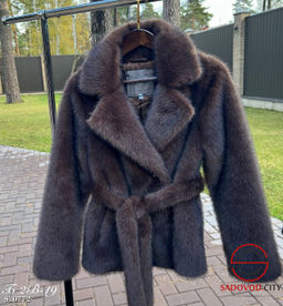 Шуба женская с широким рукавом