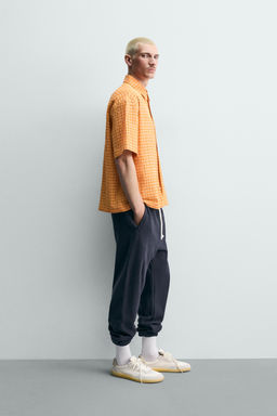 CAMISA RELAXED FIT ESTRUCTURA CUADROS / Naranjas - Zara фото 4