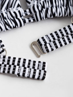 Купальник женский раздельный MINAKU Stripe, размер 42, чёрно-белый