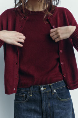 100% WOOL PLAIN KNIT CARDIGAN