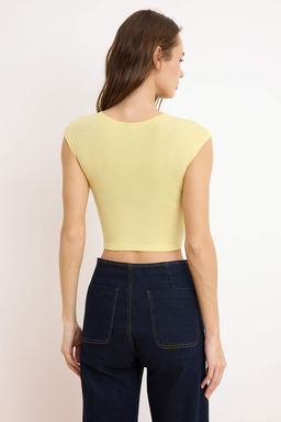 Sar? Bisiklet Yaka Ay Kol Fitted/Vucuda Oturan Crop Orme Bluz TWOSS24BZ00446