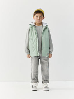 Жилет на молнии с капюшоном "Ментол"