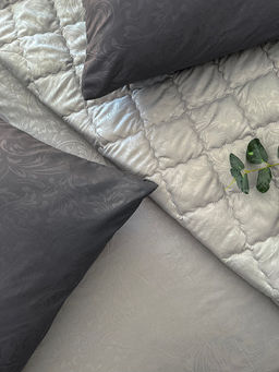 Комплект постельного белья с одеялом New Style КМ-003 графит-серый