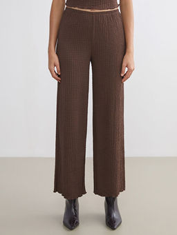 Beli Lastikli Dokulu Kad?n Pantolon