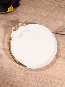 Блюдо сервировочное круглое Белые каллы белое с золотом. нержавеющая сталь 21х21,5х4 см - Simaland фото 2