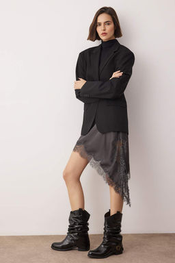 Siyah K?r?s?k Cilt Toka Detayl? Koruklu Blok Topuklu Kad?n Cizme TAKAW26BO00084