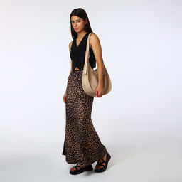 Сумка - мешок женская TEXTURA, на магните, с косметичкой, 34×12×27 см, бежевая