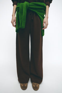 SOFT STRAIGHT-LEG TROUSERS