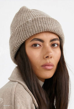 Шапка двойная из 100% монгольской шерсти (арт. 05141)